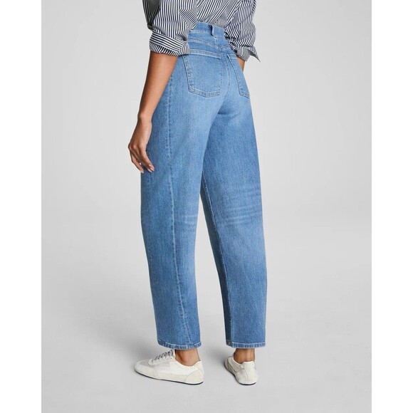 SPANXshape™ Authentic 360 Barrel Leg Jeans In Elysian Size Petite XL MSRP $158 - Picture 1 of 9